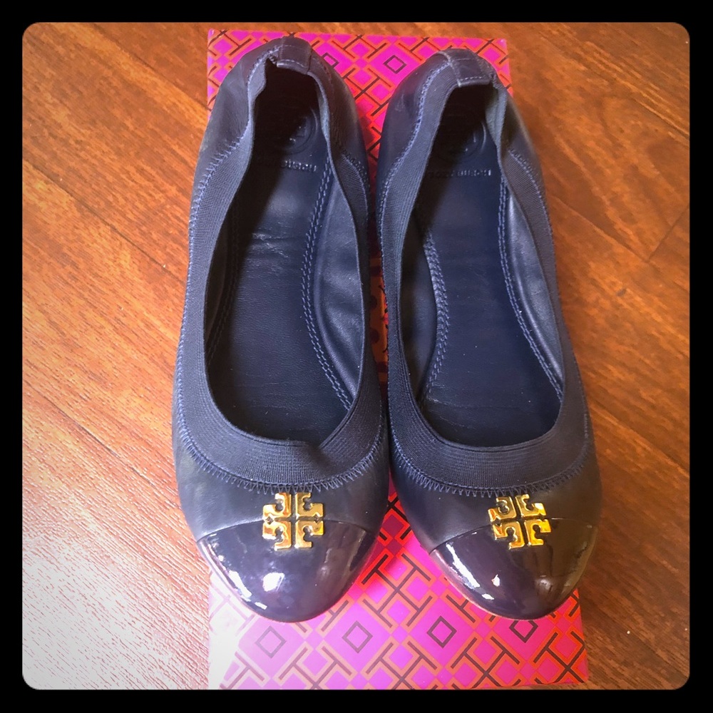 Tory Burch Caroline Flats in good condition